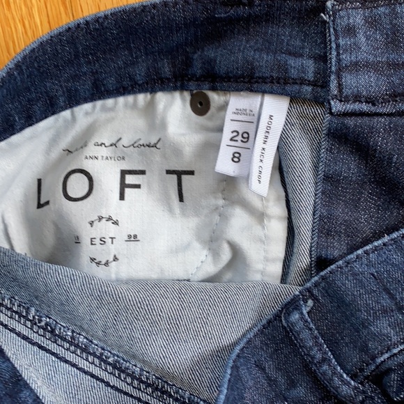 Loft dark wash modern kick crop jeans - Picture 6 of 6